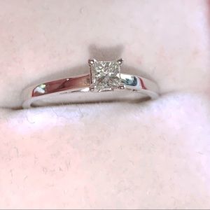 14K White Gold 1/3ct Princess Diamond Solitaire Engagement Ring